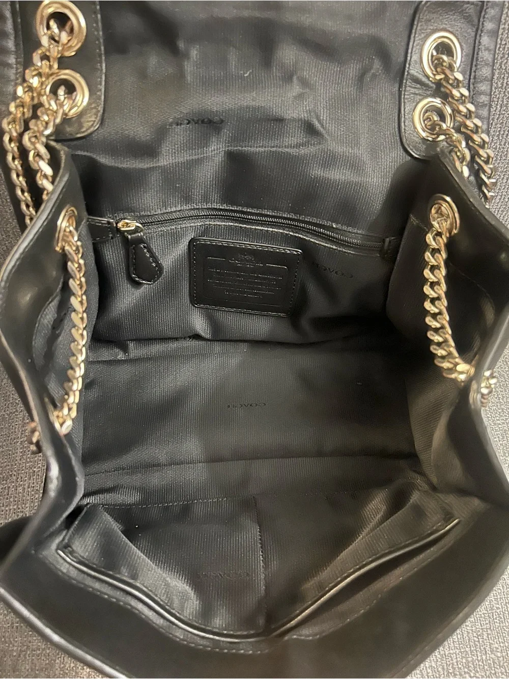Coach Vintage Black Y2K convertible shoulder-crossbody bag with silver hardware - Picture 7 of 13